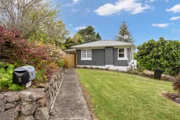5 Adams Place, Kamo