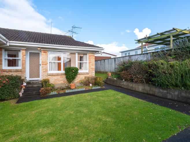 2/9 Duke Street, Three Kings