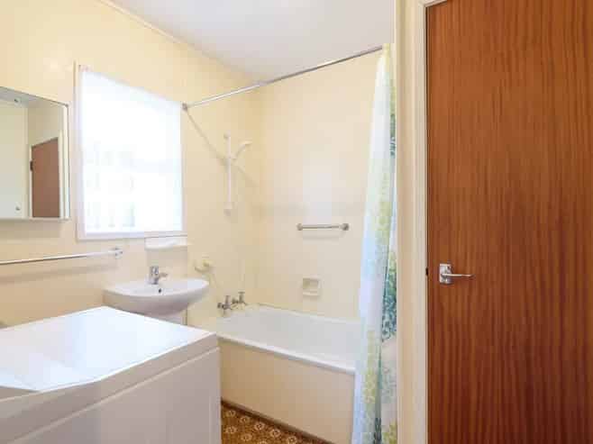 2/9 Duke Street, Three Kings