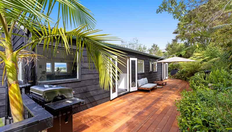 141 Matipo Road, Te Atatu Peninsula