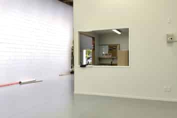 IMMACULATE WAREHOUSE / OFFICE
