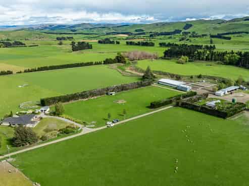 1443 Omihi Road, Omihi