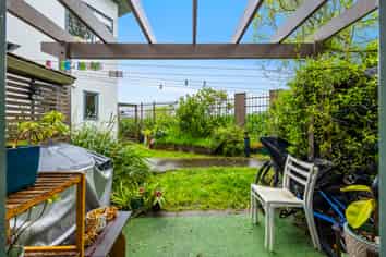 50/42 Holly Street, Avondale