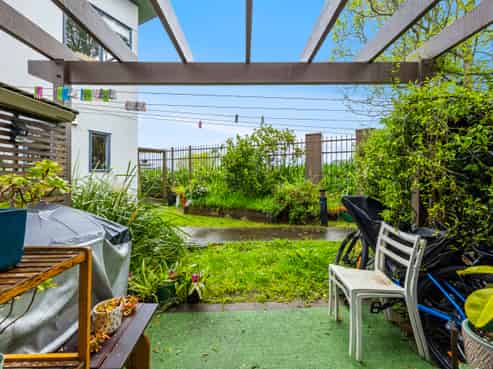 50/42 Holly Street, Avondale