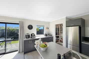 8 Hosta Lnwy, Wigram