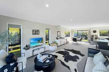 8 Hosta Lnwy, Wigram