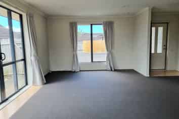 1/9a Araminta Place, Beachlands