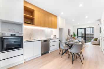 7/45 Smythe Road, Henderson