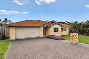 48 Jelas Road, Red Beach