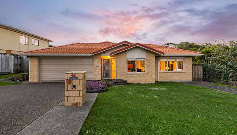 48 Jelas Road, Red Beach