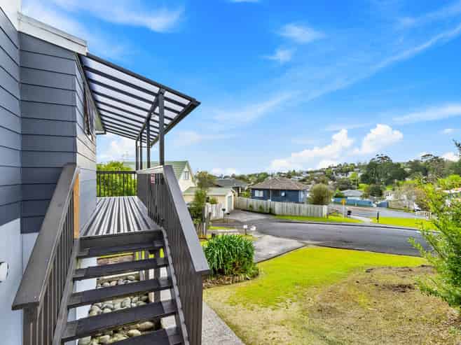 13 Frosses Place, Massey