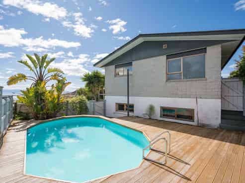 27 Tresillian Avenue, Marybank