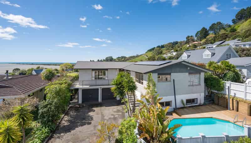 27 Tresillian Avenue, Marybank