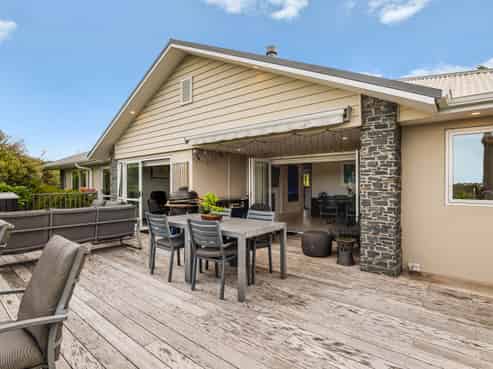 2 Bella Vista Drive, Gulf Harbour