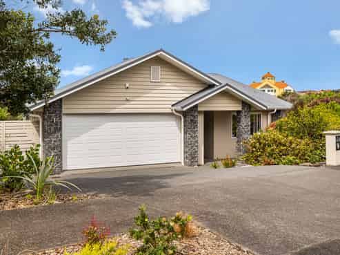 2 Bella Vista Drive, Gulf Harbour