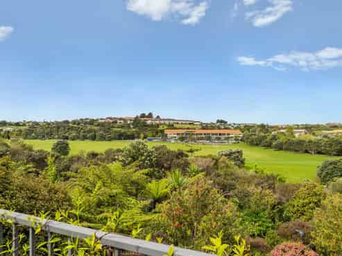 2 Bella Vista Drive, Gulf Harbour