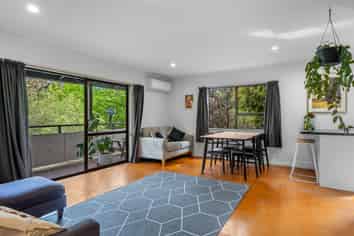 69 Murphy Street, TOI TOI