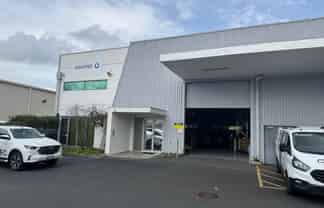 Modern & High Stud Wairau Industrial 