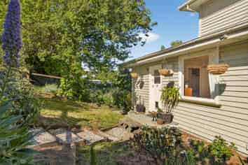 47 Ranui Crescent, Diamond Harbour