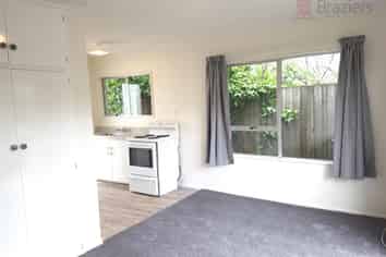 4/117 Stanmore Road, Linwood