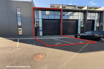 64M² INDUSTRIAL UNIT FOR LEASE

