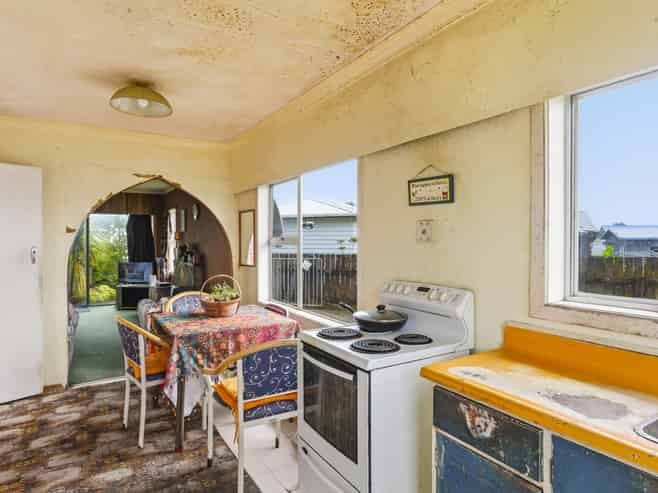 15 Ross Street, Levin