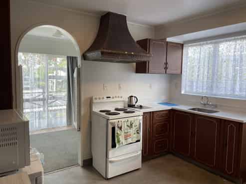 20 Marina Grove, Belmont