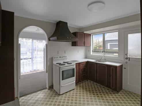 20 Marina Grove, Belmont