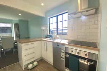 41 Birchfield Ave, Dallington