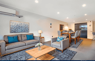 2i/175 Hurstmere Road, Takapuna