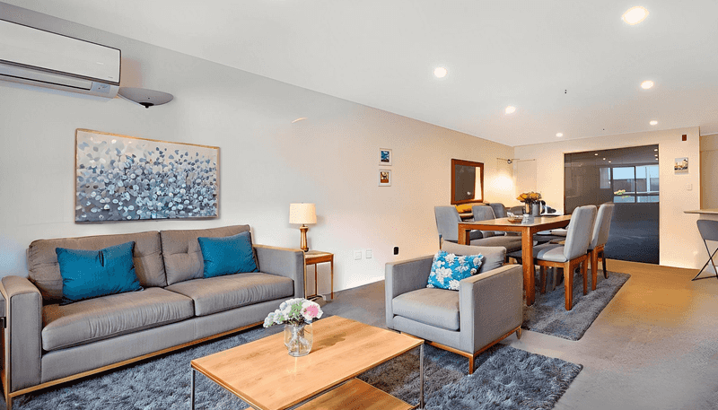 2i/175 Hurstmere Road, Takapuna