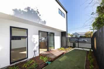 2/24 Southey Street, Sydenham