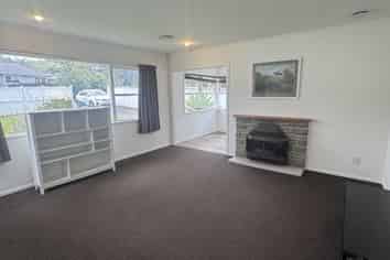 43  Hilling St , Titirangi