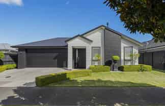 30 Hiria Crescent, Papamoa