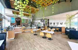 Prime 170 sqm Café/Retail Opportunity