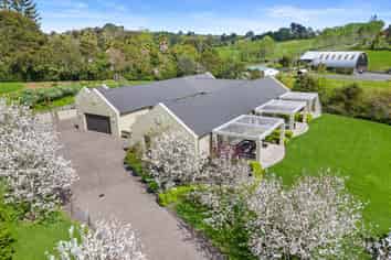 75 Whitford Park Road, Whitford