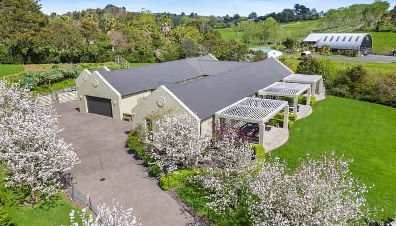 75 Whitford Park Road, Whitford