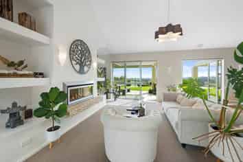 75 Whitford Park Road, Whitford