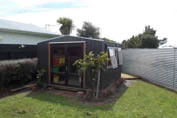 23A Robinson Crescent, Westbrook