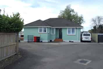 23A Robinson Crescent, Westbrook