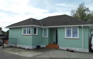 23A Robinson Crescent, Westbrook