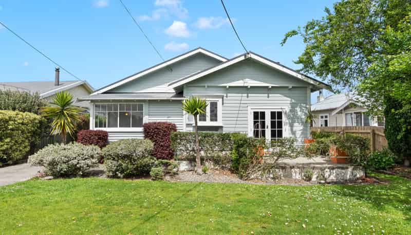 111 Villa Street, Masterton