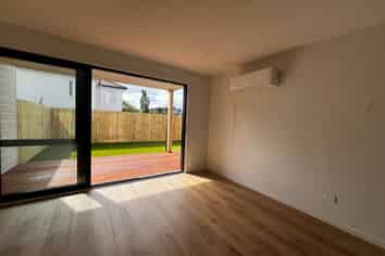 7/21 Divich Avenue, Te Atatu South