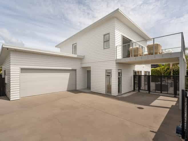 1330B Papamoa Beach Road, Papamoa Beach