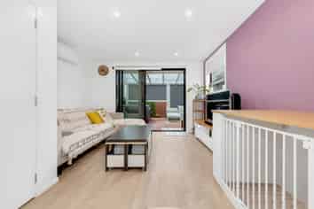 7/12 Allen Road, Mount Wellington