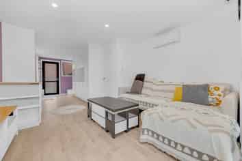 7/12 Allen Road, Mount Wellington