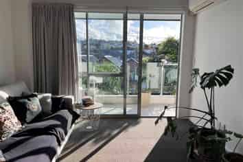 210/17  Link Crescent, Stanmore Bay