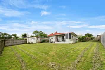 697A Swanson Road, Swanson