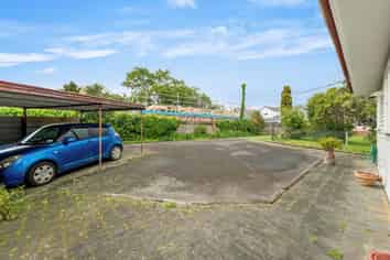 697A Swanson Road, Swanson