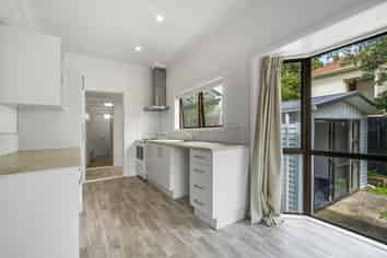 18B Ahiriri Avenue, Avondale